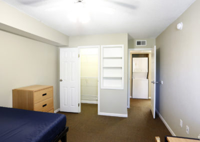 falcon-landing-apartments-bowling-green-oh-bedroom (1)