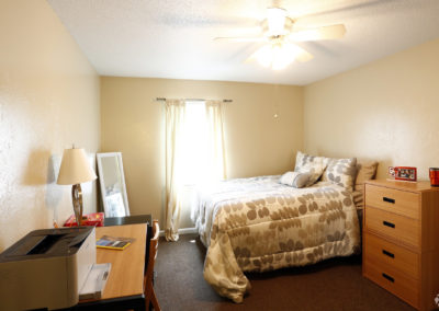 falcon-landing-apartments-bowling-green-oh-bedroom (4)
